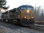 CSX 825 on M626